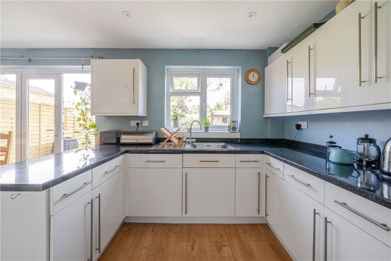 4 bedroom house, Speen, Newbury RG14 - Let Agreed