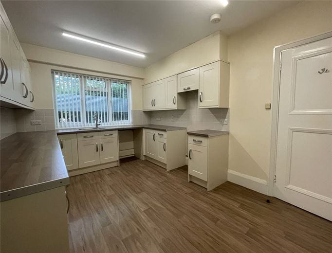5 bedroom house, Love Lane, Donnington RG14 - Under Offer
