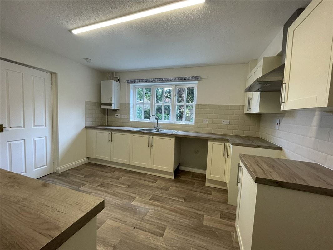 4 bedroom house, Thatcham, Berkshire RG18 - Let Agreed