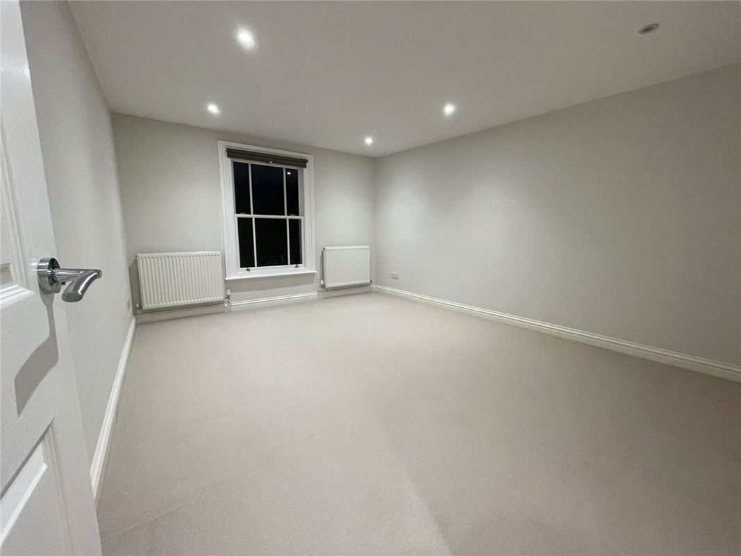 2 bedroom flat, Newton Mews, Hungerford RG17 - Available