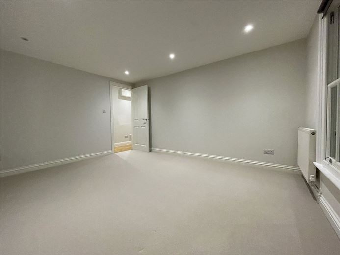 2 bedroom flat, Newton Mews, Hungerford RG17 - Available