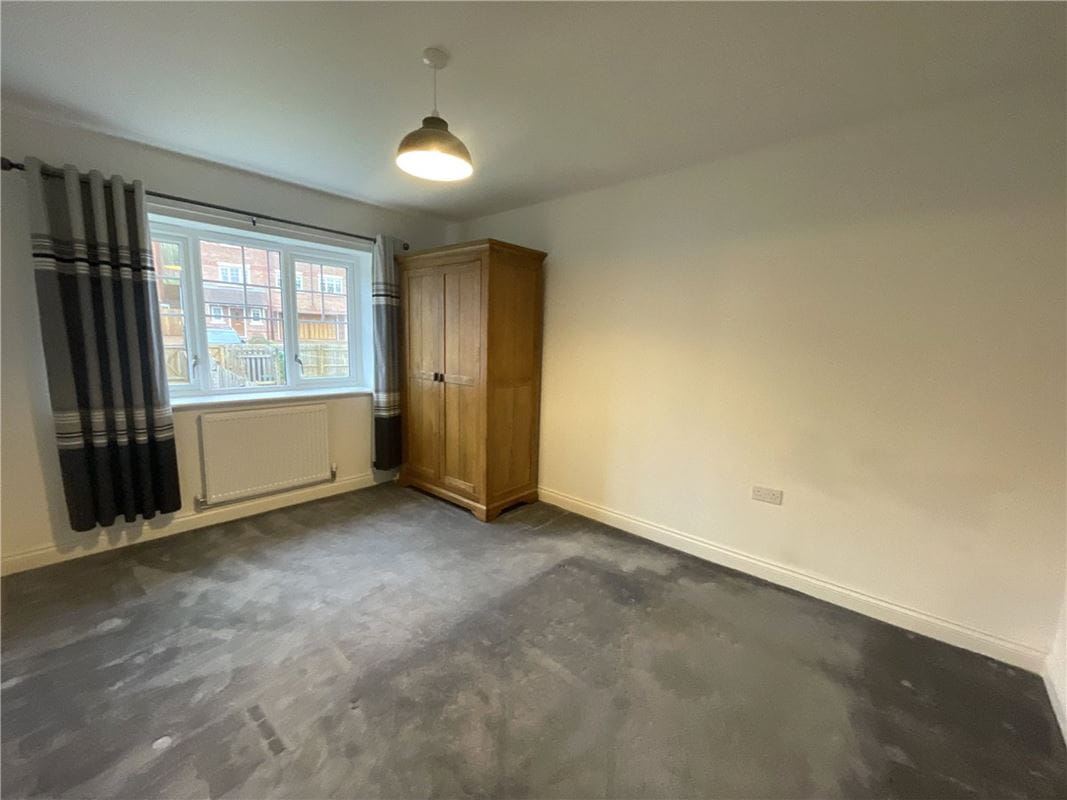 2 bedroom house, Woolhampton, Reading RG7 - Under Offer