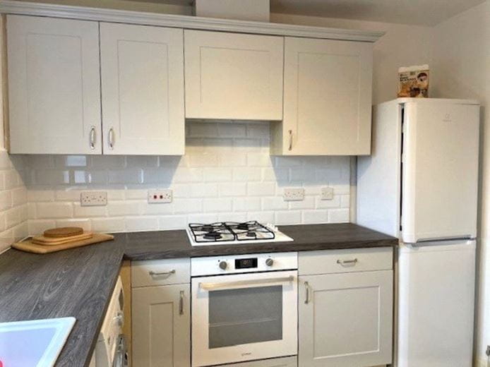 1 bedroom flat, Oddfellows Road, Newbury RG14