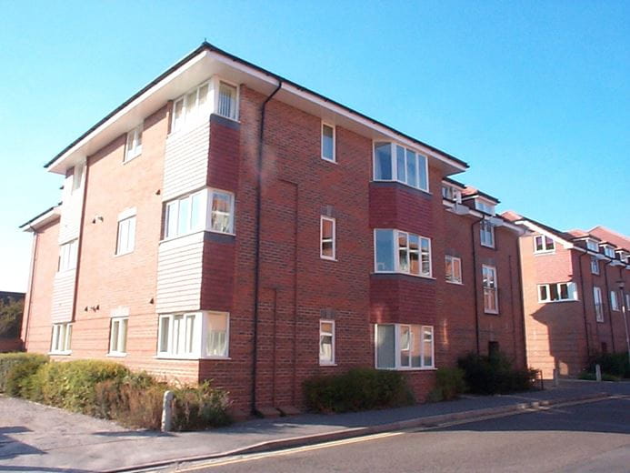 1 bedroom flat, Oddfellows Road, Newbury RG14