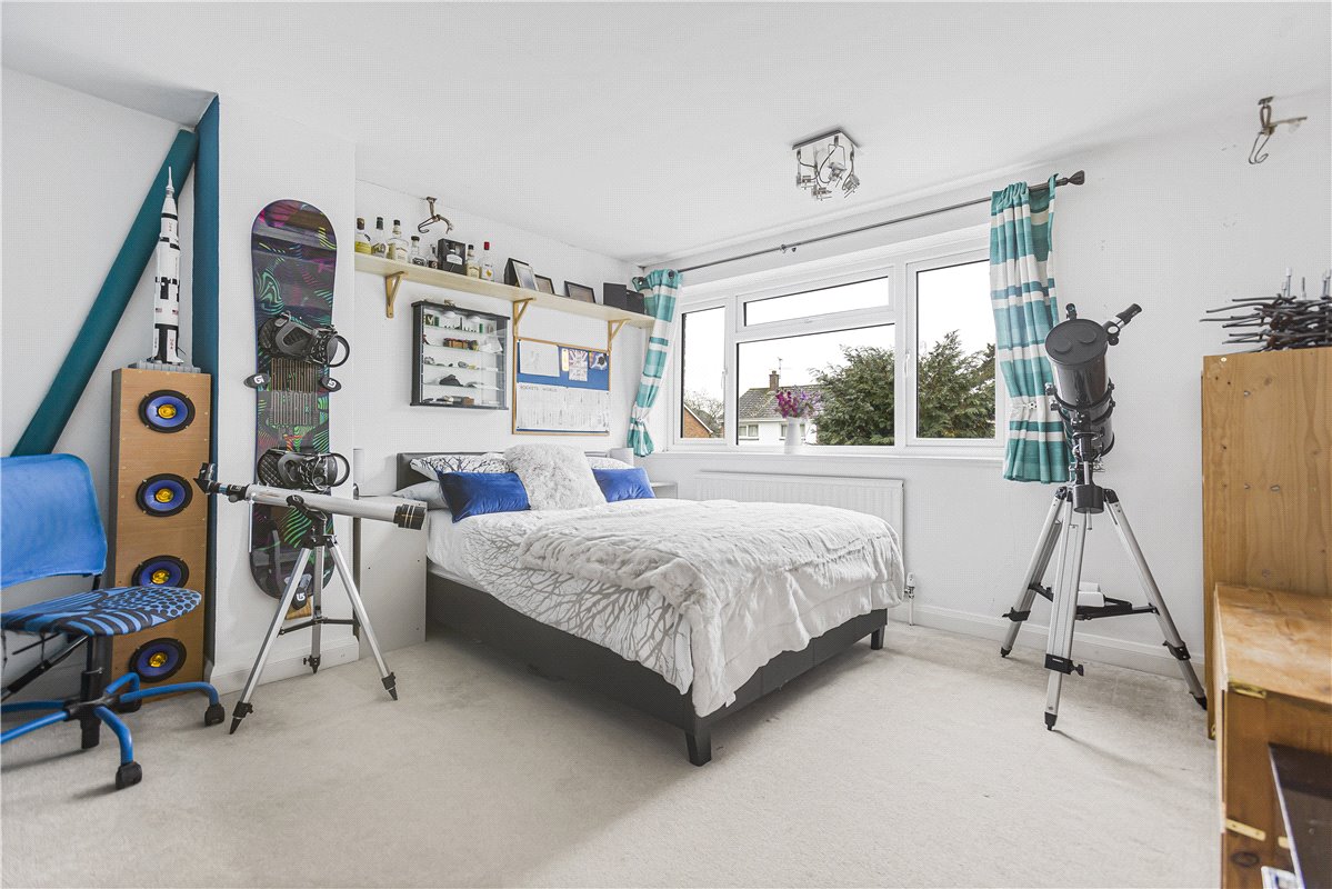 4 bedroom house, Bellamy Close, Southmoor OX13 - Sold