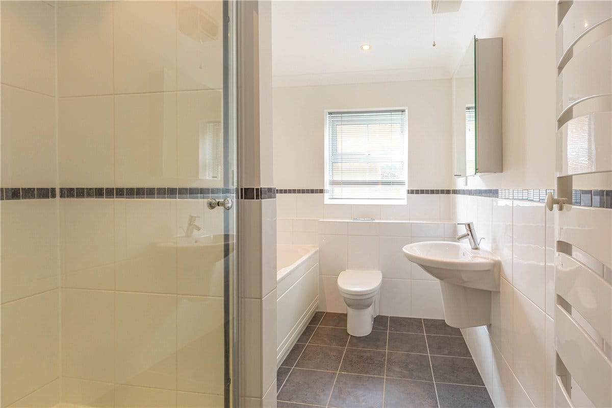 1 bedroom flat, Elizabeth Jennings Way, Oxford OX2 - Available