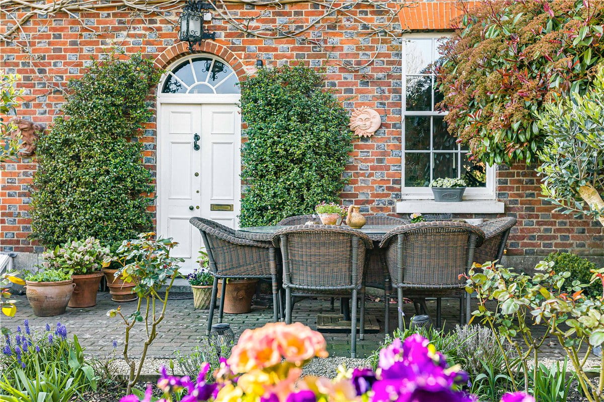 3 bedroom house, High Street, Eynsham OX29 - Available