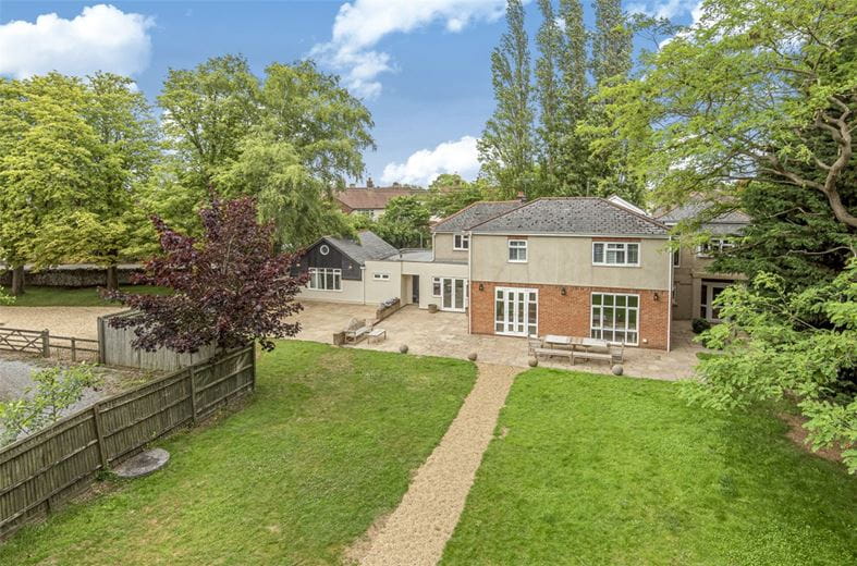 7 bedroom house, High Street, Sutton Courtenay OX14 - Available