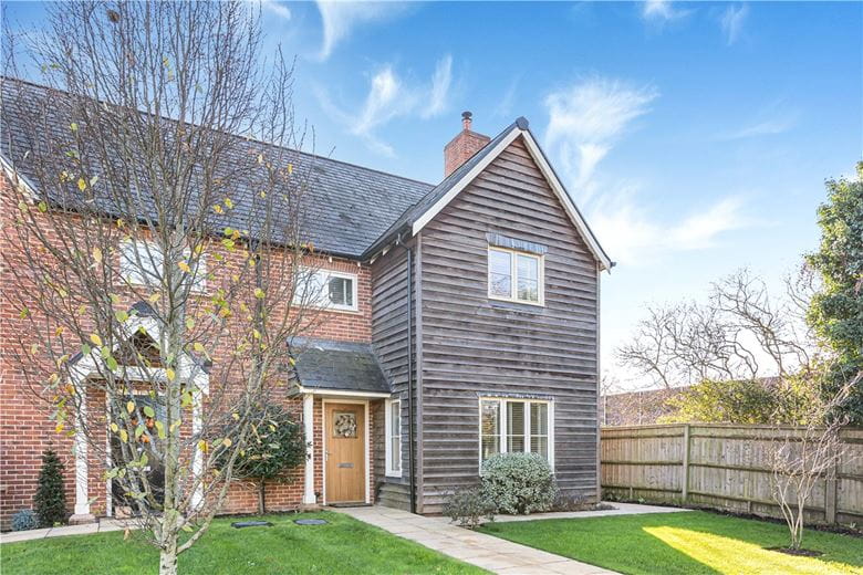 3 bedroom house, Couling Close, Yarnton OX5 - Available