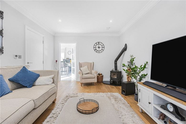 3 bedroom house, Couling Close, Yarnton OX5 - Available