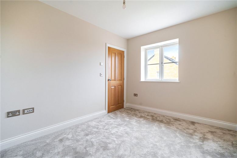 4 bedroom house, Southfields, Weston-on-the-Green OX25 - Available