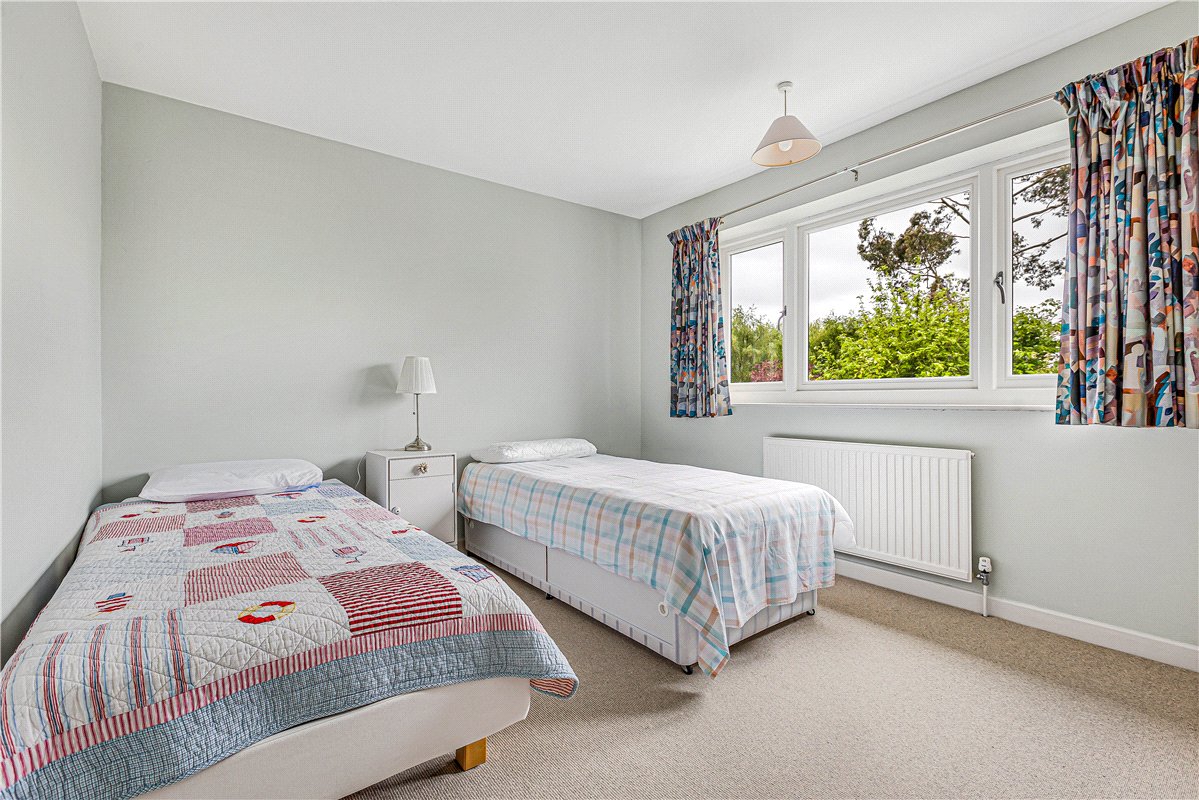 5 bedroom house, Pigeon House Lane, Freeland OX29 - Available
