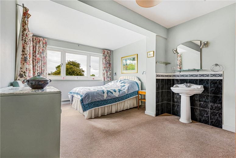 5 bedroom house, Pigeon House Lane, Freeland OX29 - Available