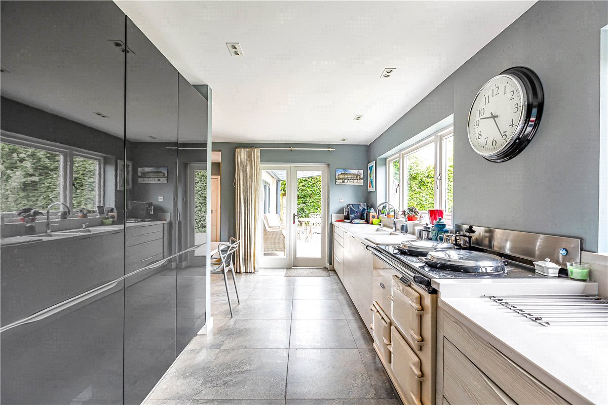 5 bedroom house, Pigeon House Lane, Freeland OX29 - Available