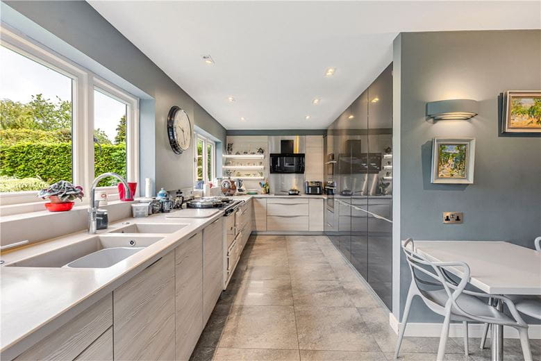 5 bedroom house, Pigeon House Lane, Freeland OX29 - Available