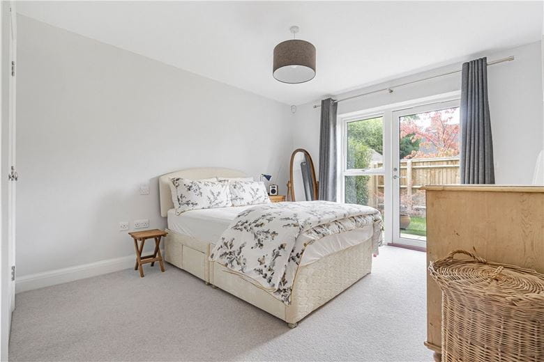 2 bedroom flat, Cumnor Hill, Oxford OX2 - Sold