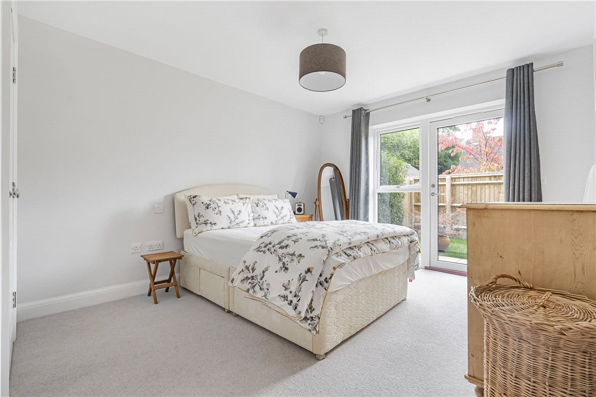 2 bedroom flat, Cumnor Hill, Oxford OX2 - Sold