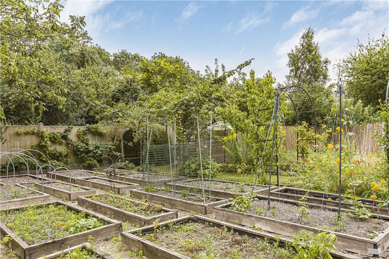 4 bedroom house, The Causeway, Steventon OX13 - Sold