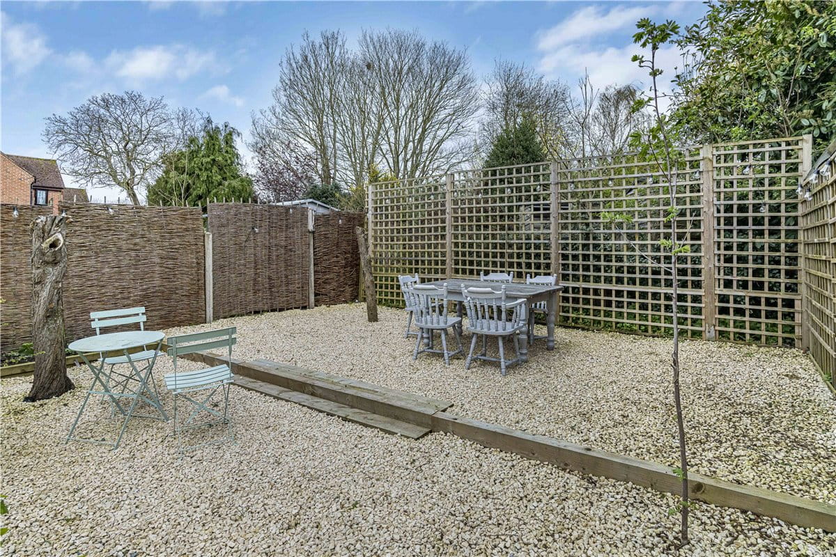 3 bedroom house, School Lane, Stadhampton OX44 - Available