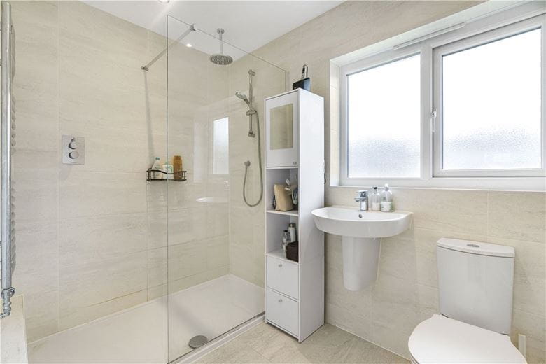 3 bedroom house, Curmore, Radley OX14 - Available
