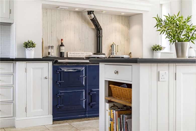 4 bedroom house, Shepherds Close, Weston-on-the-Green OX25 - Sold STC