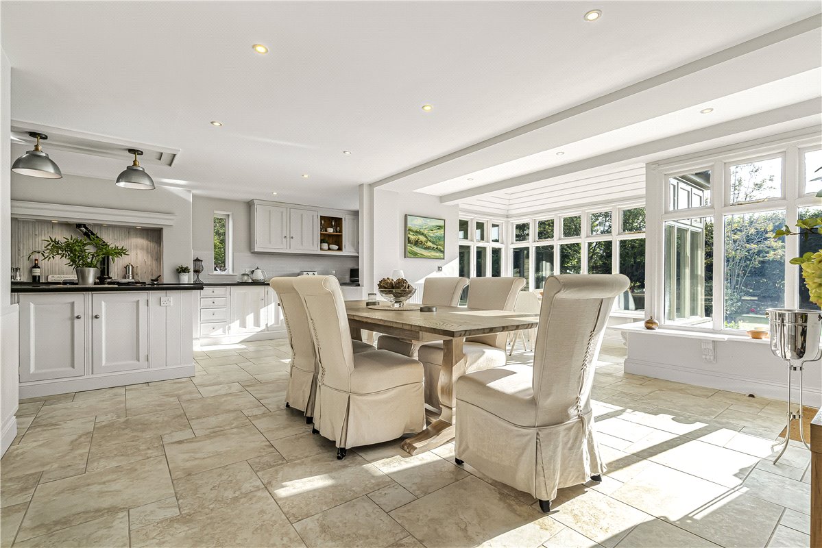 4 bedroom house, Shepherds Close, Weston-on-the-Green OX25 - Sold STC