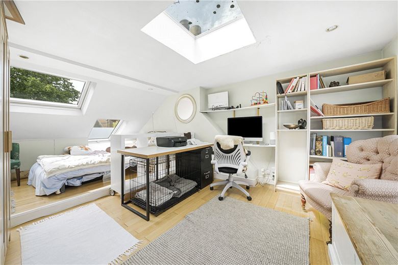 2 bedroom cottage, Hollybush Row, Oxford OX1 - Sold STC