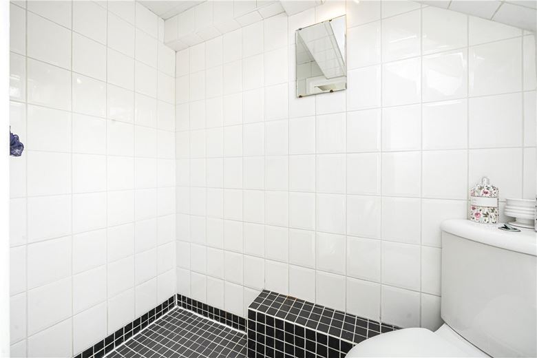 2 bedroom cottage, Hollybush Row, Oxford OX1 - Sold STC