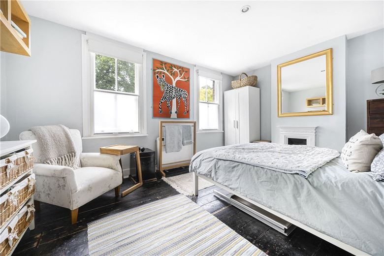 2 bedroom cottage, Hollybush Row, Oxford OX1 - Sold STC