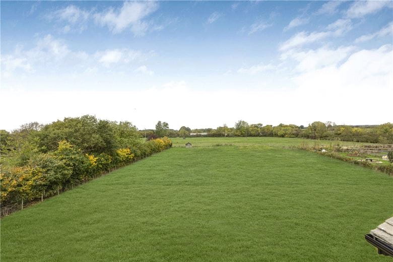 5 bedroom house, Lower End, Alvescot OX18 - Available