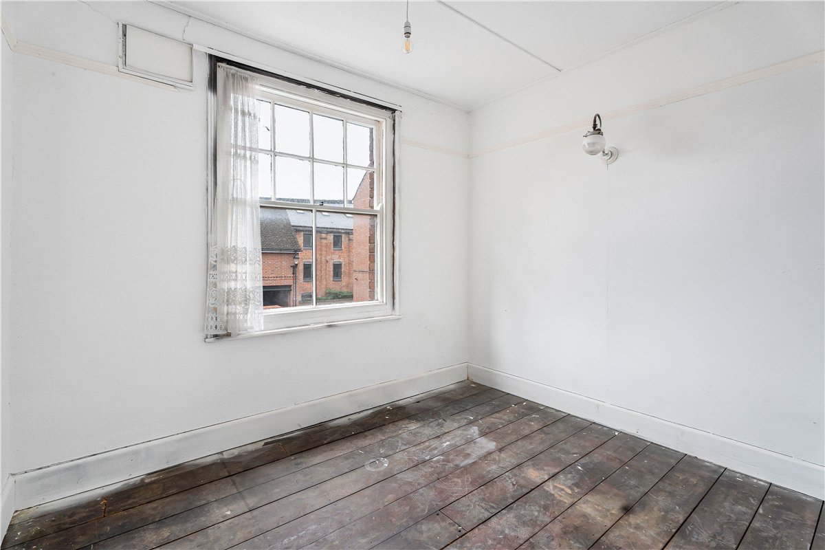 3 bedroom house, New Street, Abingdon OX14 - Available