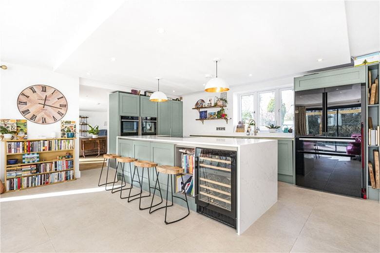 5 bedroom house, Middle Street, Islip OX5 - Sold