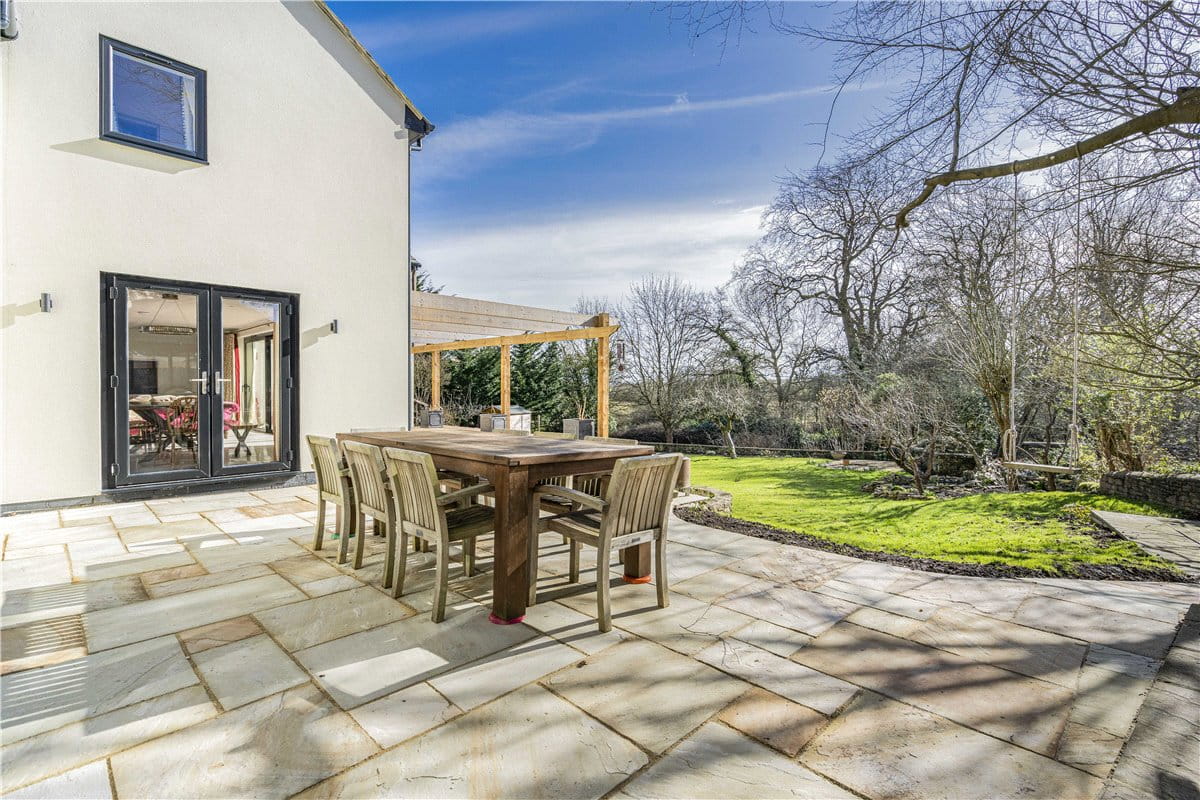 5 bedroom house, Middle Street, Islip OX5 - Sold