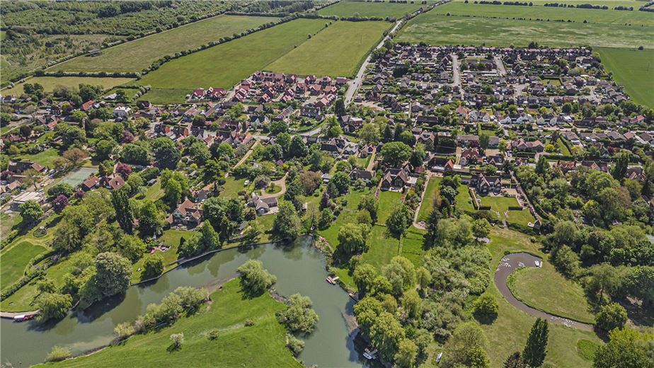 4 bedroom cottage, High Street, Long Wittenham OX14 - Available