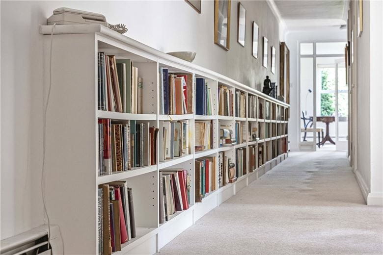 3 bedroom flat, Banbury Road, Oxford OX2 - Sold STC