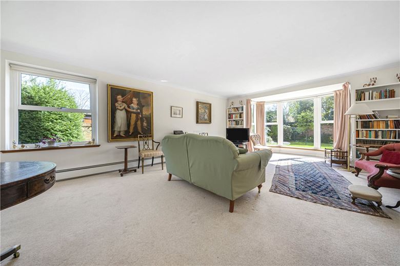 3 bedroom flat, Banbury Road, Oxford OX2 - Sold STC