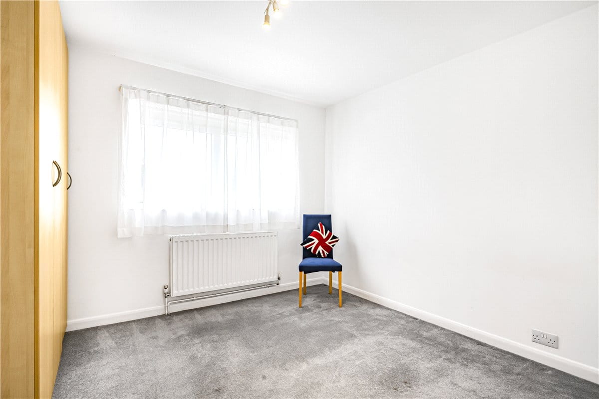 2 bedroom flat, Cunliffe Close, Oxford OX2 - Sold STC