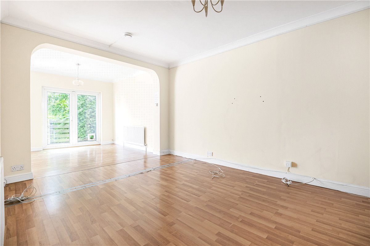 3 bedroom bungalow, Islip Gardens, Northolt UB5 - Sold STC