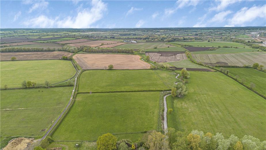 41 acres Country Estate, Mill Lane, Twyford MK18 - Available