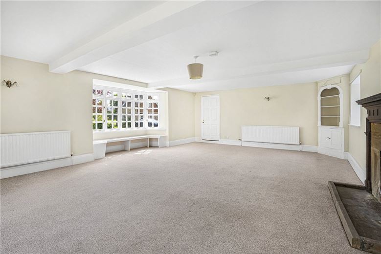 41 acres Country Estate, Mill Lane, Twyford MK18 - Available