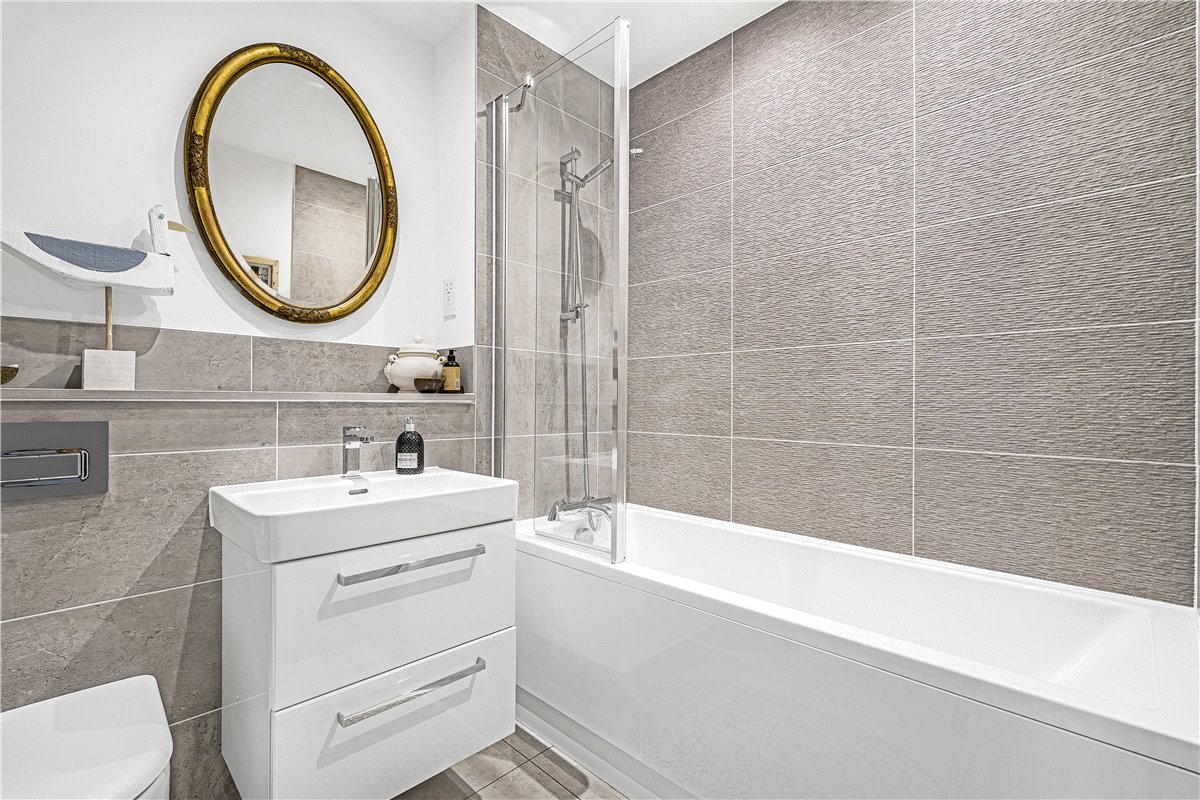 4 bedroom house, Collett Drive, Oxford OX2 - Available