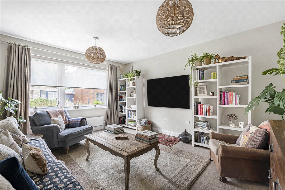 4 bedroom house, Collett Drive, Oxford OX2 - Available