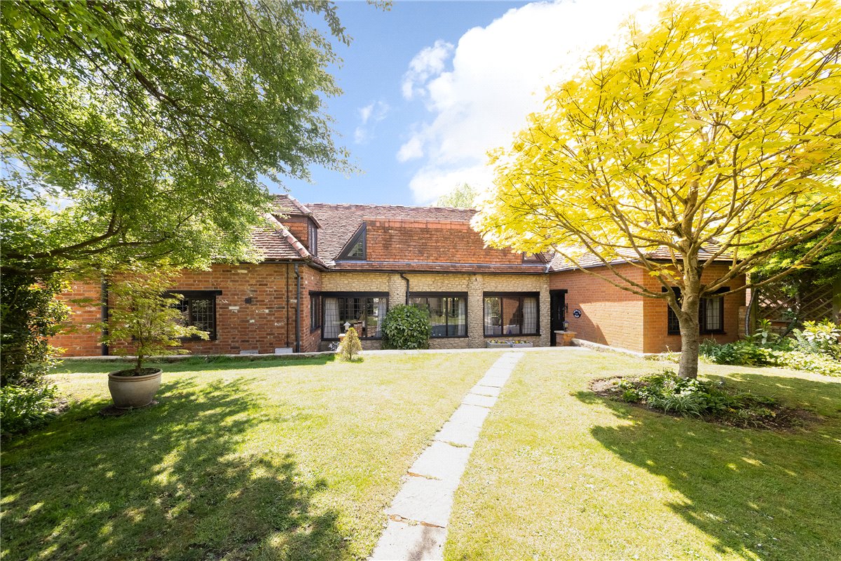 5 bedroom , Sutton Wick Lane, Drayton OX14 - Available