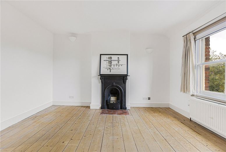 3 bedroom house, Thames Street, Abingdon OX14 - Available