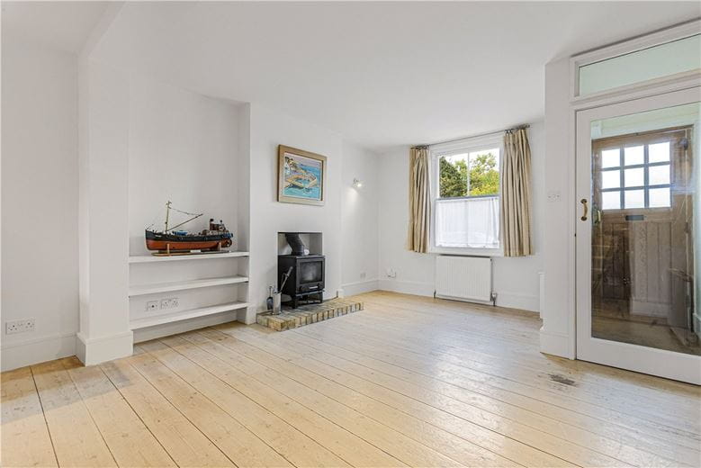 3 bedroom house, Thames Street, Abingdon OX14 - Available