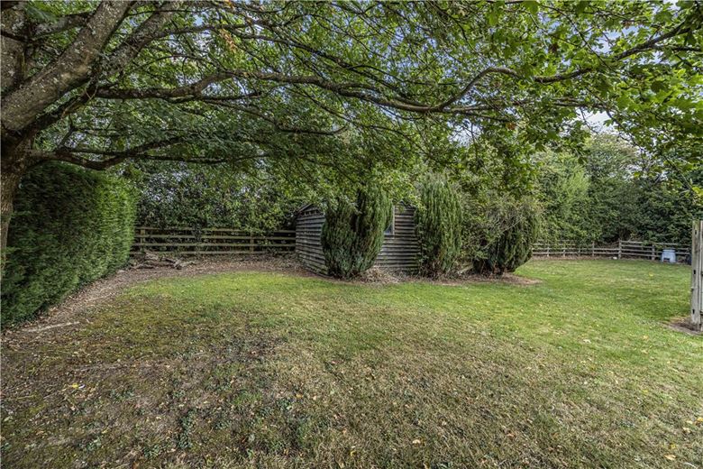 4 bedroom , Cudsdens Court, Great Missenden HP16 - Available