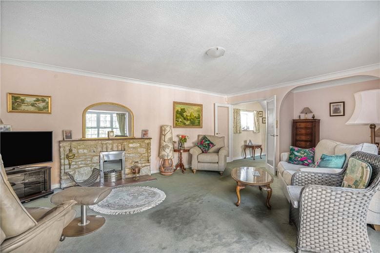 4 bedroom , Cassington Road, Yarnton OX5 - Available