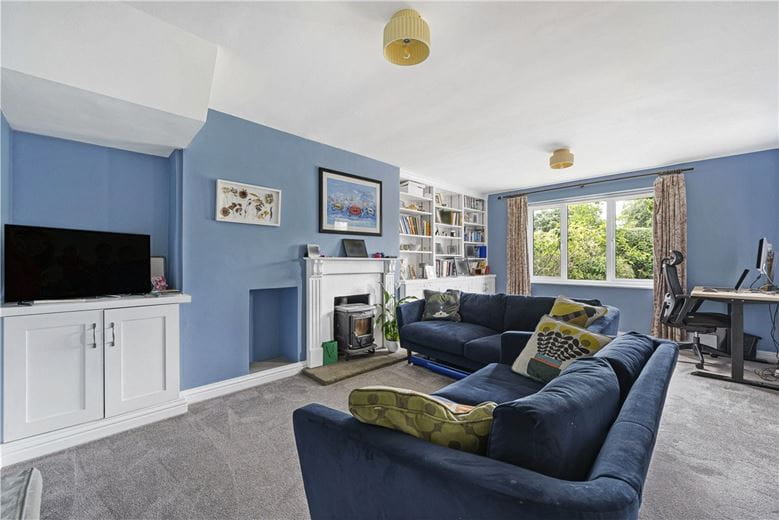 4 bedroom house, Thame Road, Great Milton OX44 - Available