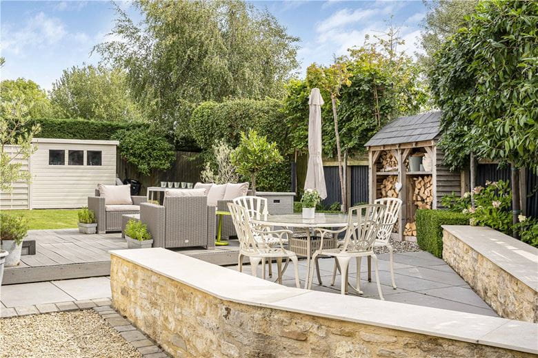 4 bedroom house, Clover Close, Cumnor Hill OX2 - Available