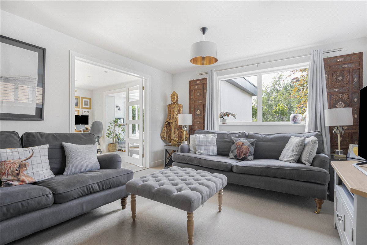 4 bedroom house, Clover Close, Cumnor Hill OX2 - Available